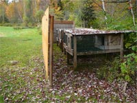 if you bring hounds they'll rest in comfort in our off-the-ground wire pens - each pen easily holds 3 15 inch Beagles